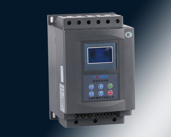 NMJR6中文顯示電機(jī)軟啟動(dòng)器采用智能化液晶中文控制；以單片機(jī)為智能中心，可控硅模塊為執(zhí)行元件對(duì)電動(dòng)機(jī)進(jìn)行全自動(dòng)控制。它適用各種負(fù)載的鼠籠型異步電動(dòng)機(jī)控制，使電…
